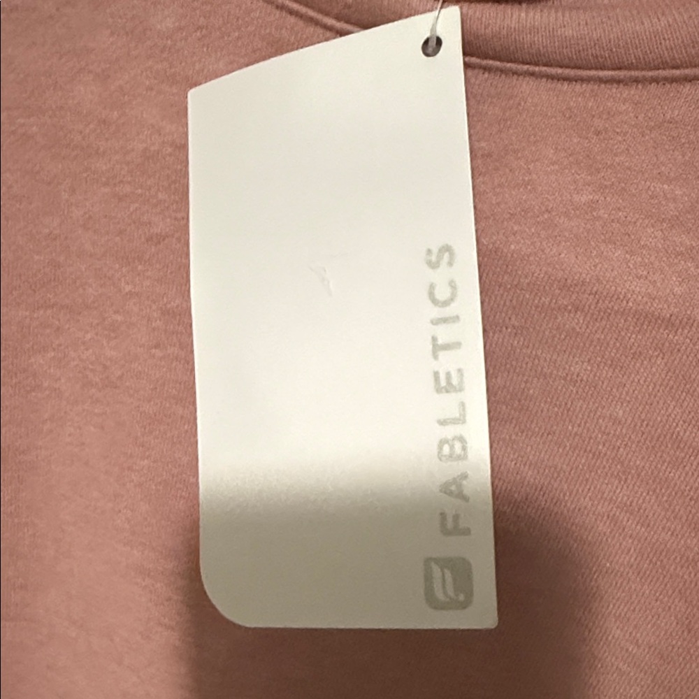 🌸 **Fabletics Selena Semi-Cropped Pullover – Rosebloom Heather (XXS)** 🌸 - Picture 2 of 10